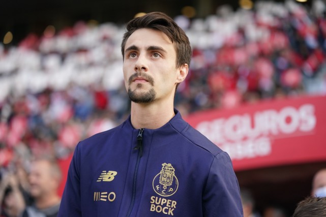 爱游戏入口-转折点孟菲斯灰熊调整名单；葡超今晨攻防权衡；悬念犹存；球探报告显示潜力(足球124预测)